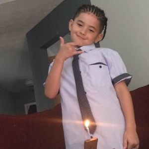 Meet your Posher, Andres felipe